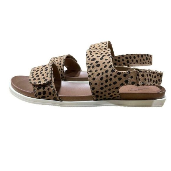 Universal Thread Natalie Easy Closure Leopard Print Strap Sandals Brown 7.5 - Picture 4 of 6